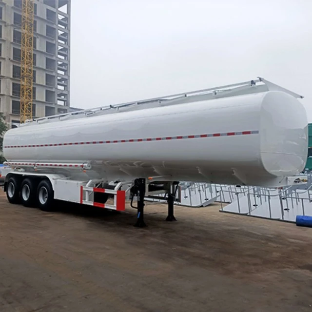 Fournisseur de remorque-citerne de carburant à 3 essieux 45000litres