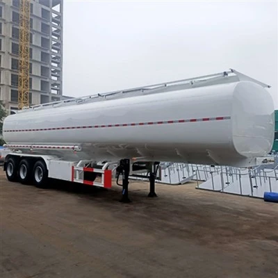 Fournisseur de remorque-citerne de carburant à 3 essieux 45000litres