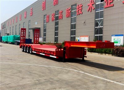 Semi-remorque surbaissée 60 tonnes