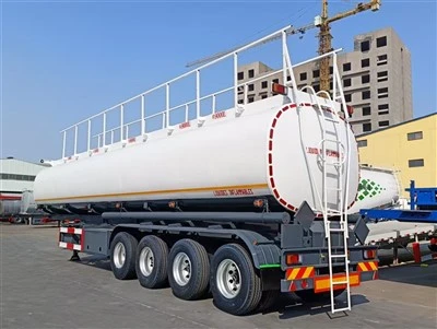 Semi-remorque de camion-citerne à carburant à 4 essieux